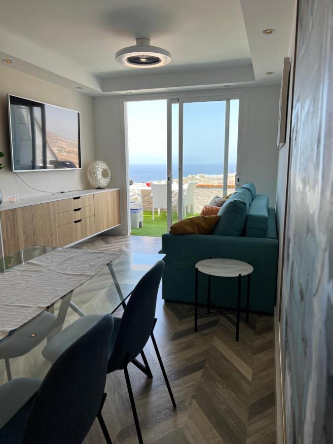 2 Bedroom Apartment With Breathtaking View Of The Sea - Sunset Адехе Екстериор снимка
