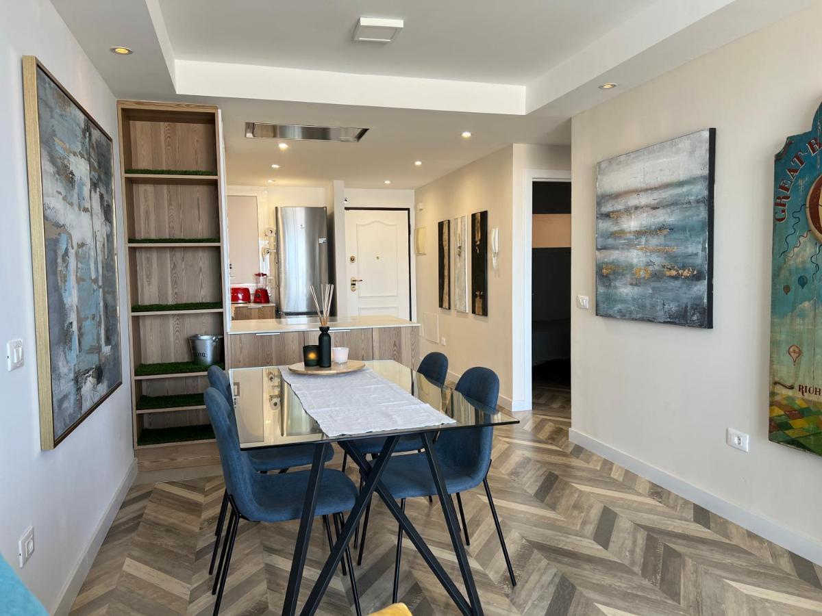 2 Bedroom Apartment With Breathtaking View Of The Sea - Sunset Адехе Екстериор снимка