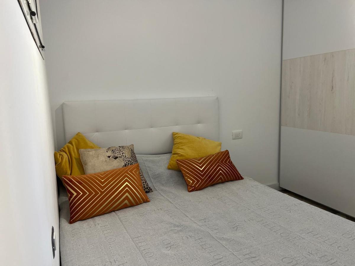 2 Bedroom Apartment With Breathtaking View Of The Sea - Sunset Адехе Екстериор снимка