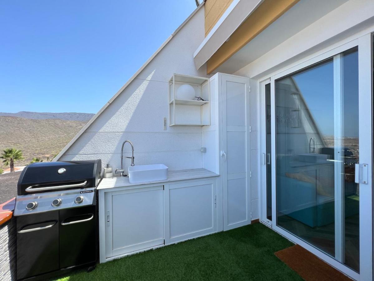2 Bedroom Apartment With Breathtaking View Of The Sea - Sunset Адехе Екстериор снимка