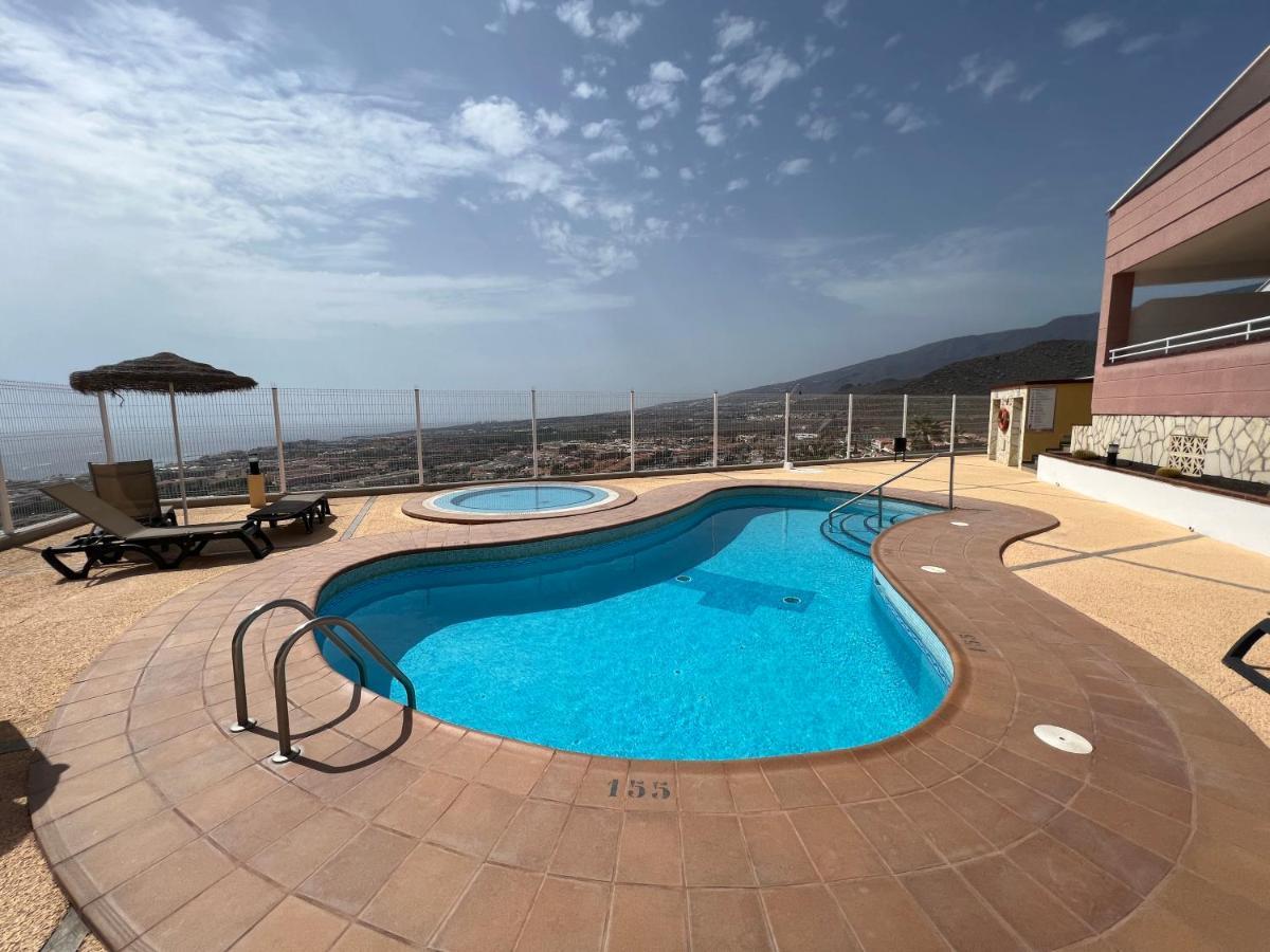 2 Bedroom Apartment With Breathtaking View Of The Sea - Sunset Адехе Екстериор снимка